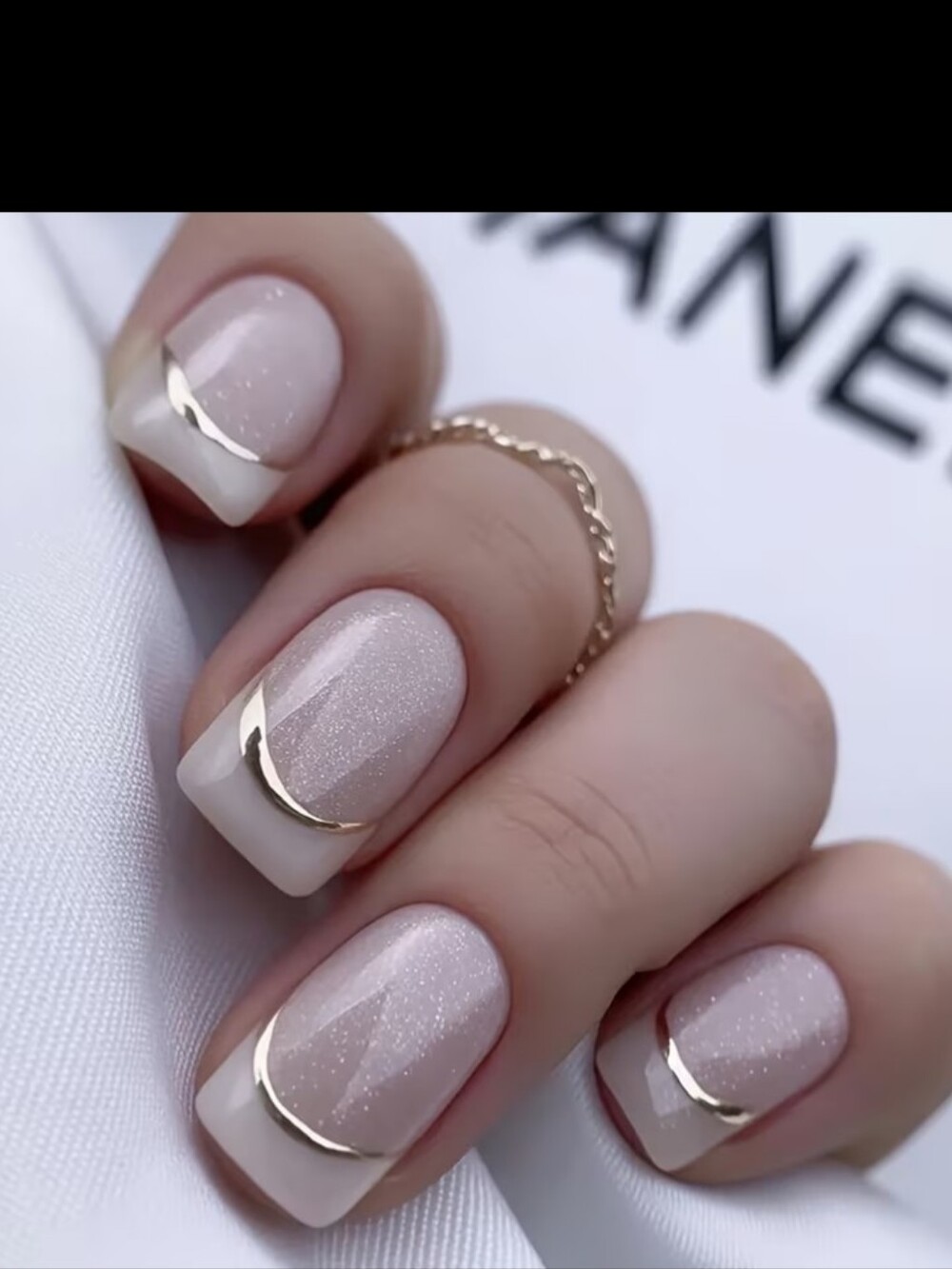🔥3/$21 Pink Sparkle French Tip Press On Nails with Gold Accent